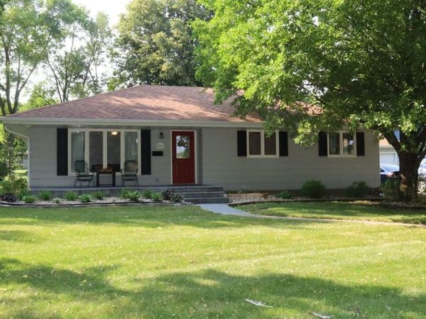811 S Carroll Street, Rock Rapids, IA 51246