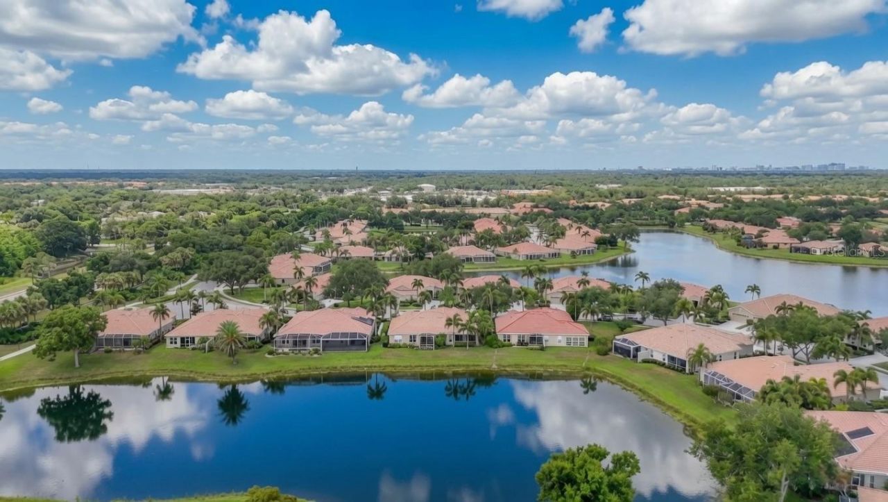 4346 Kariba Lake Terrace, Sarasota, FL 34243 Photo