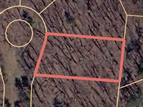 16 Newbury Ct , Crossville, TN 38558