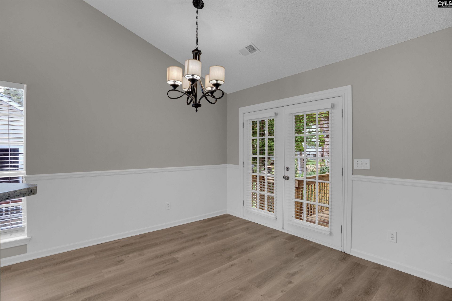 100 Beech Tree Court  Photo 11