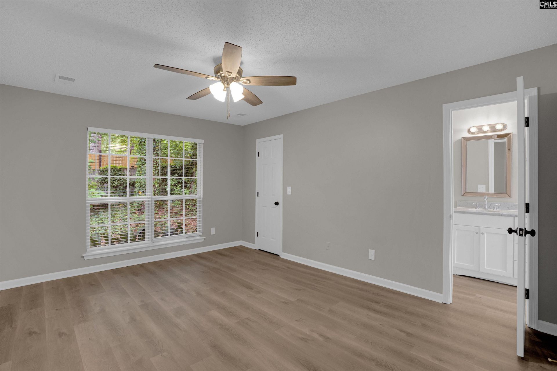100 Beech Tree Court  Photo 19