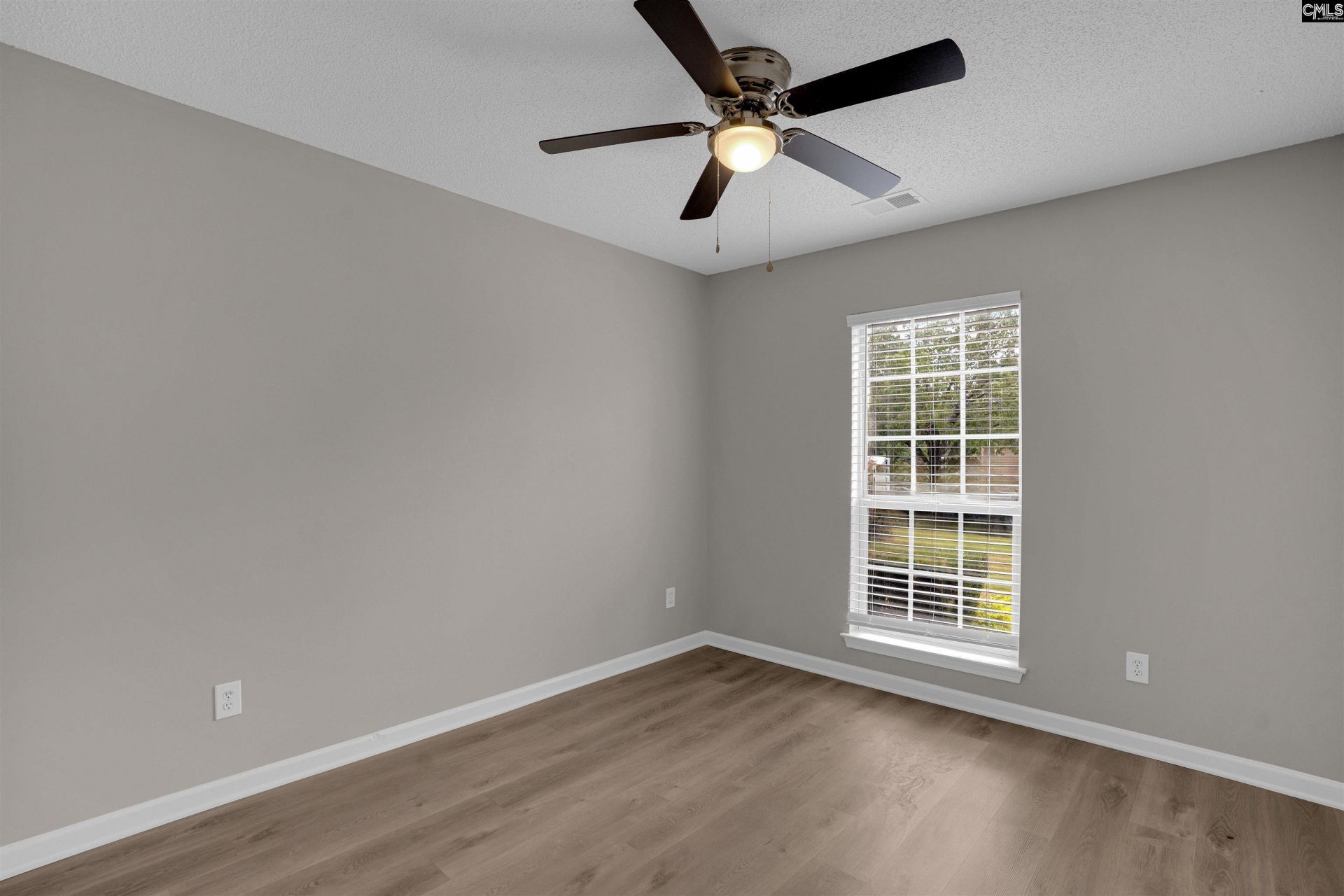 100 Beech Tree Court  Photo 25