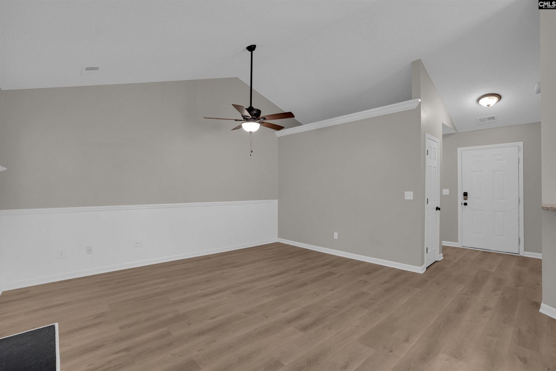 100 Beech Tree Court  Photo 8