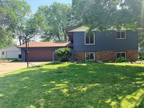 746 11 1/2 Street N, Sauk Rapids, MN 56379