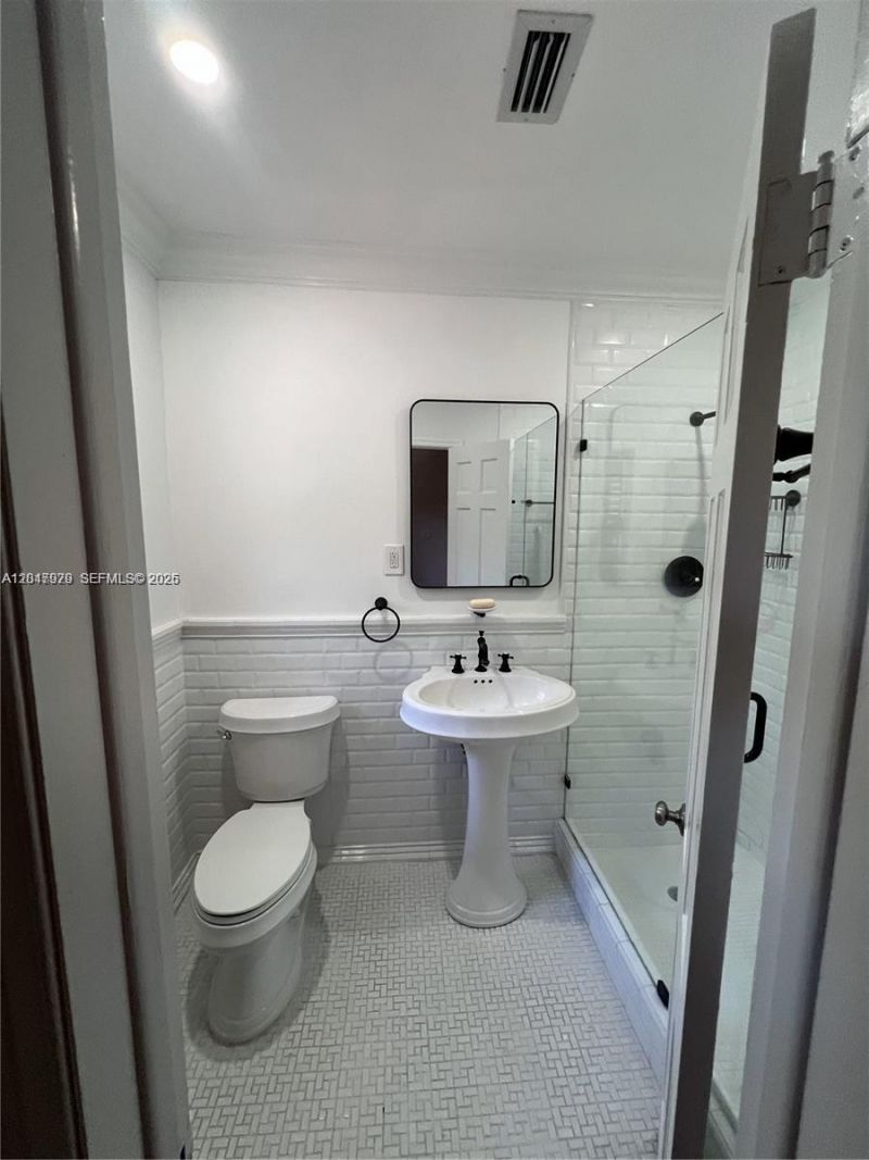 1452 Urbino Ave, Coral Gables, FL 33146 Photo