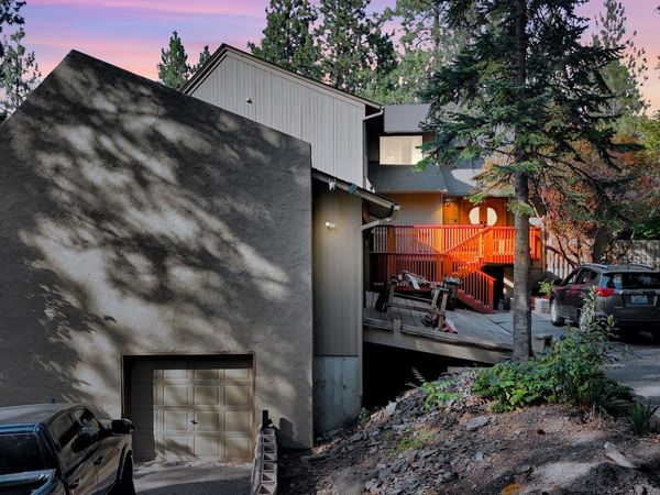821 S Azalea Dr, Spokane, WA 99224