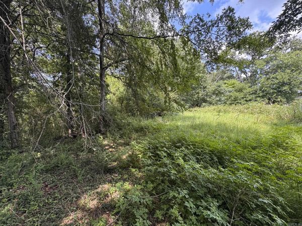 000 N Montgomery Street , Clarksville, AR 72830