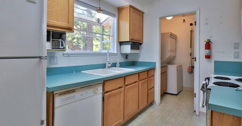 321 Ski Way, Unit 105, Incline Village, NV 89451 Photo