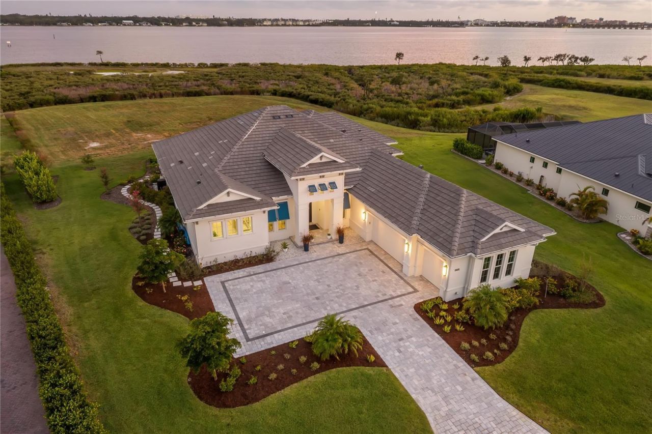 1905 4th Street E, Palmetto, FL 34221 Photo