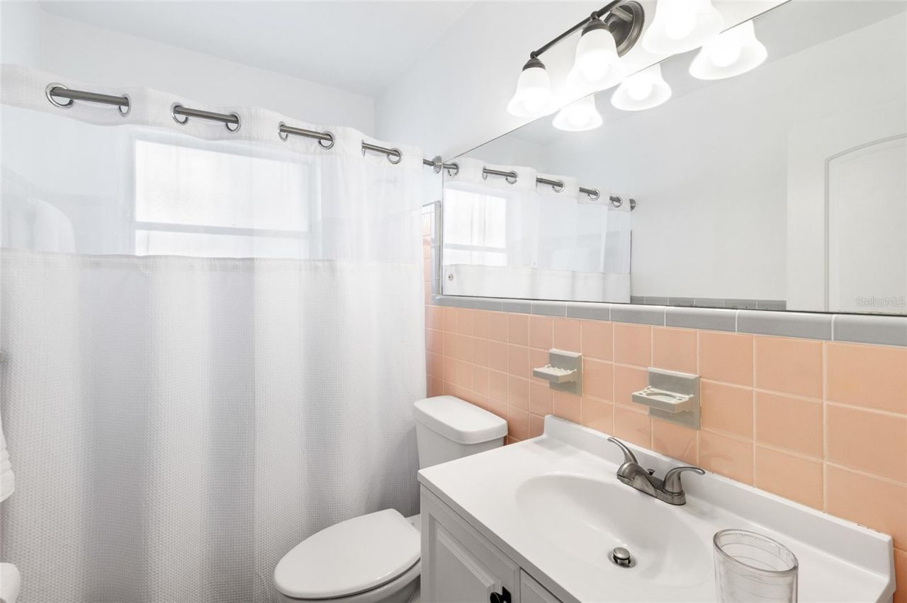 782 42nd Avenue Ne, Saint Petersburg, FL 33703 Photo
