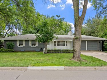 1937 Autumn Street, Falcon Heights, MN 55113