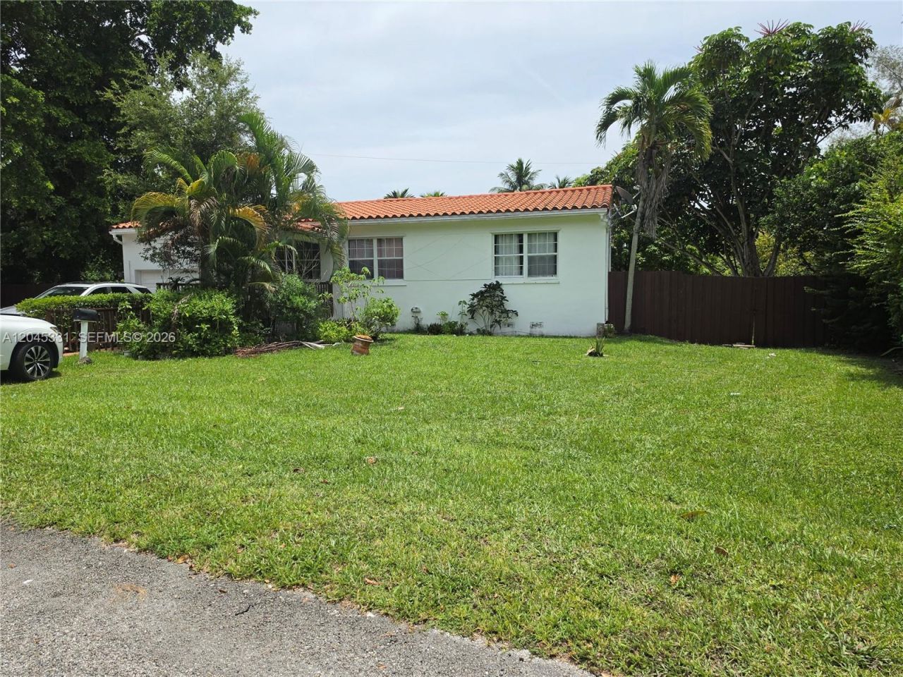 10801 NE 10th Ave , Biscayne Park, FL 33161 Photo