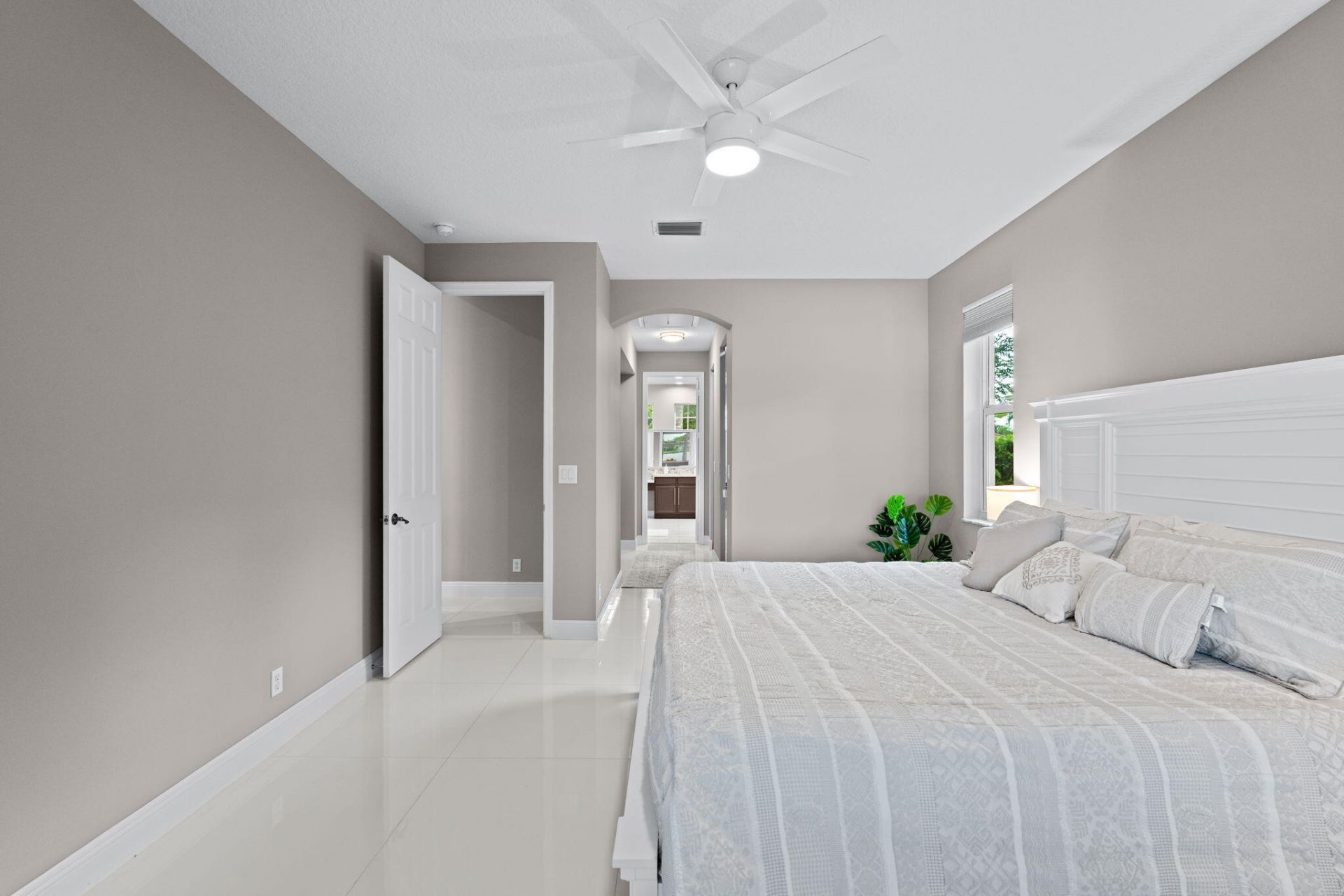 9919 Royal Cardigan Way, West Palm Beach, FL 33411 Photo