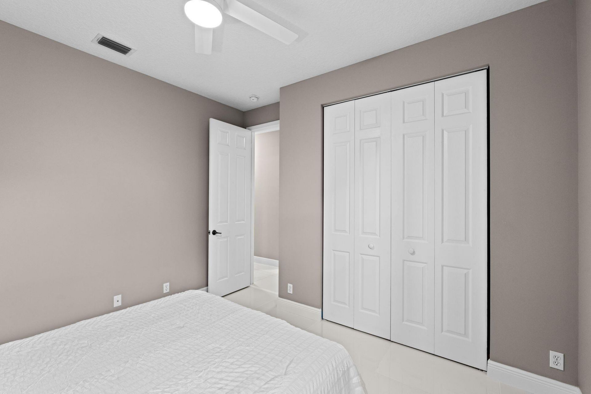 9919 Royal Cardigan Way, West Palm Beach, FL 33411 Photo