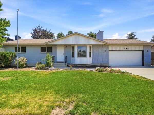 392 E PERRINE DR, Midvale, UT 84047