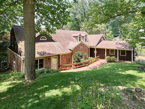 703 Laurel Road, Charleston, WV 25314