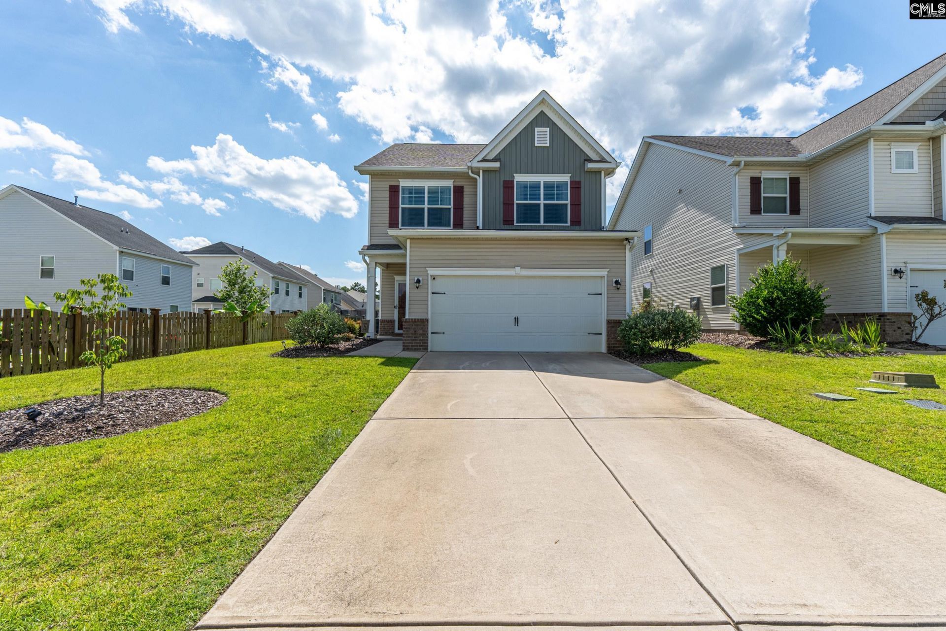 140 Leighbrooke Drive Photo 4
