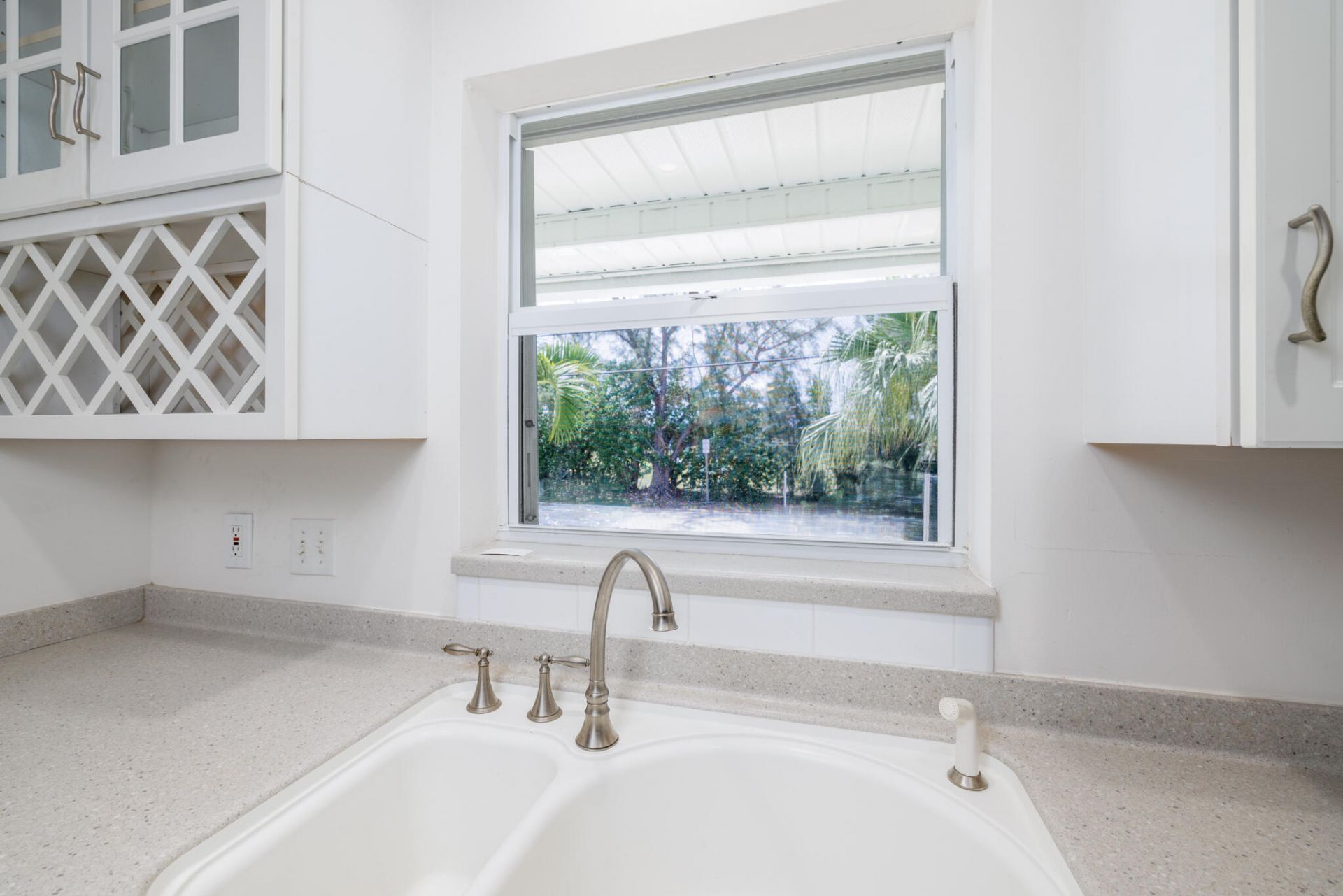 307 Sombrero Boulevard, Unit 2, Marathon, FL 33050 Photo