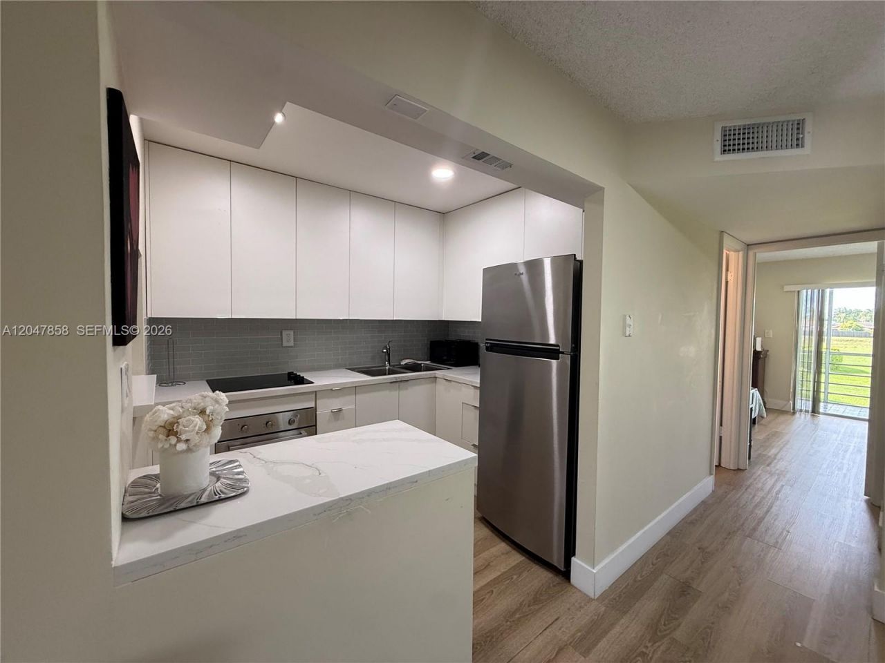 9101 Sunrise Lakes Blvd , Unit 215, Sunrise, FL 33322 Photo