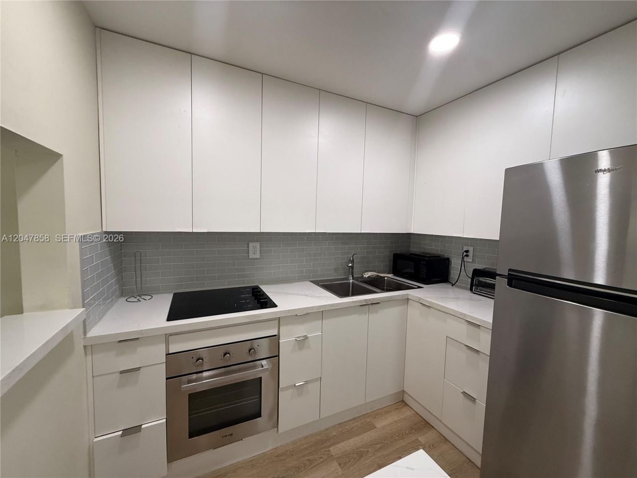 9101 Sunrise Lakes Blvd , Unit 215, Sunrise, FL 33322 Photo