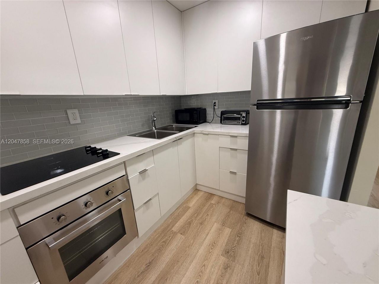 9101 Sunrise Lakes Blvd , Unit 215, Sunrise, FL 33322 Photo