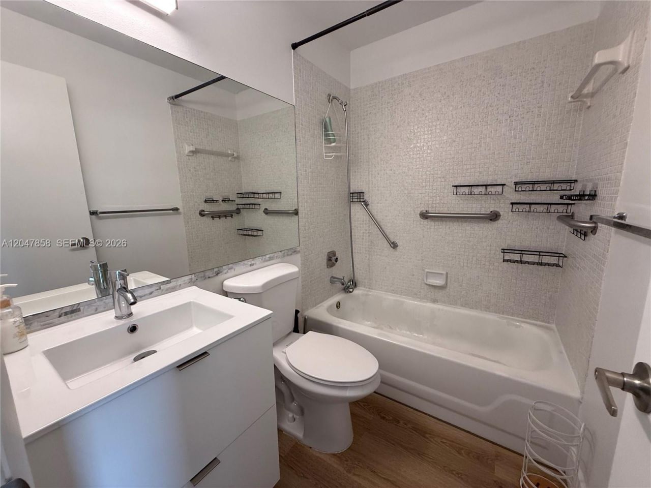 9101 Sunrise Lakes Blvd , Unit 215, Sunrise, FL 33322 Photo