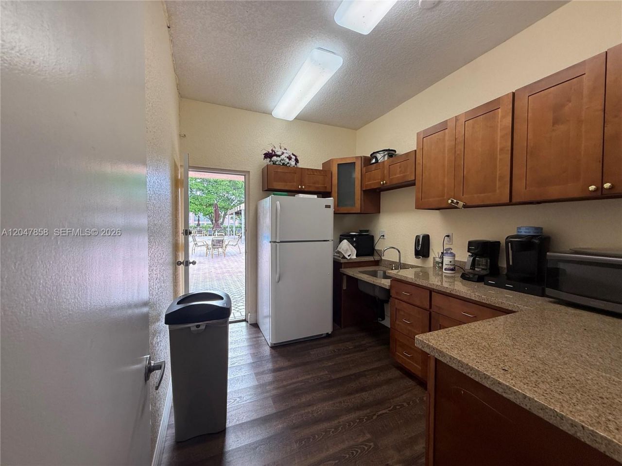 9101 Sunrise Lakes Blvd , Unit 215, Sunrise, FL 33322 Photo