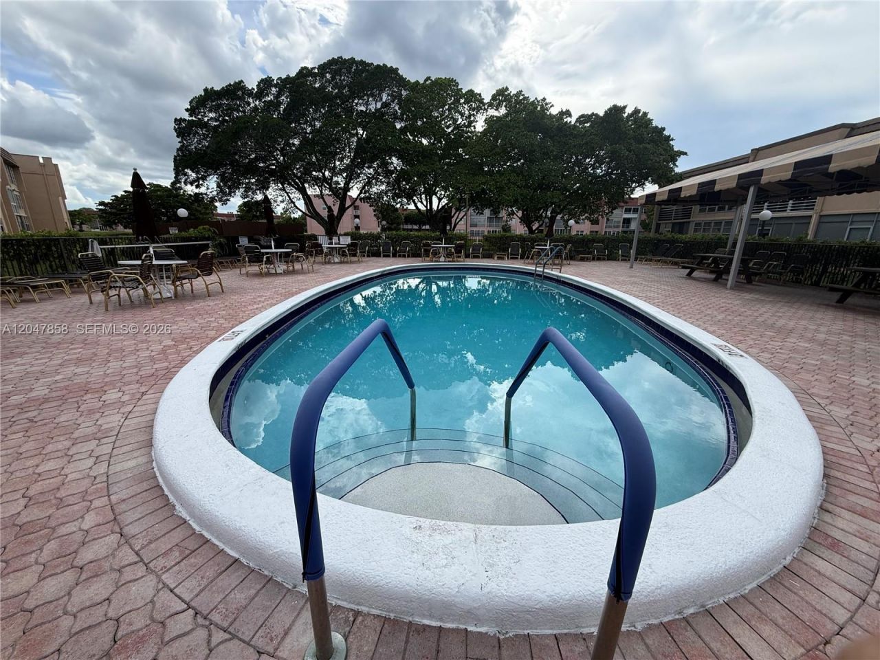 9101 Sunrise Lakes Blvd , Unit 215, Sunrise, FL 33322 Photo