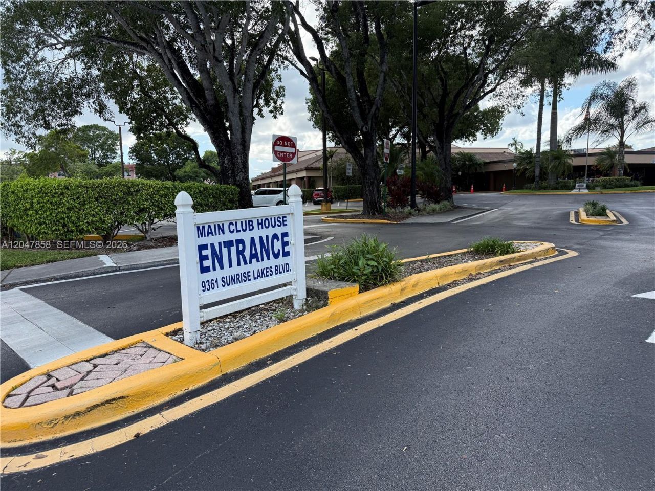 9101 Sunrise Lakes Blvd , Unit 215, Sunrise, FL 33322 Photo