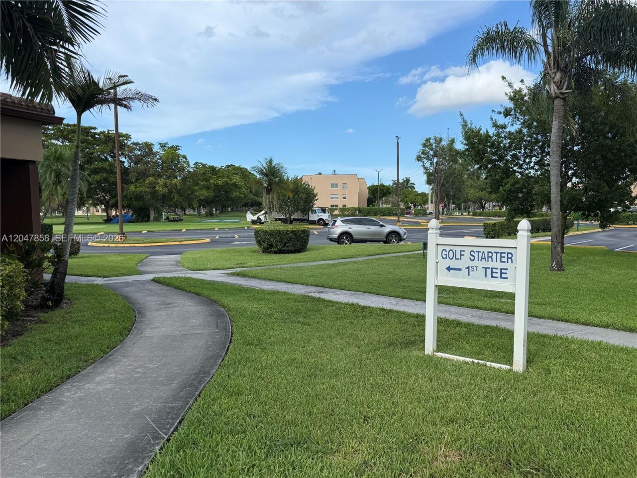 9101 Sunrise Lakes Blvd , Unit 215, Sunrise, FL 33322 Photo