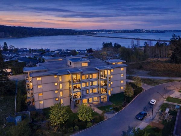 3223 Selleck Way, Unit #204, Colwood, BC V9C 0E7