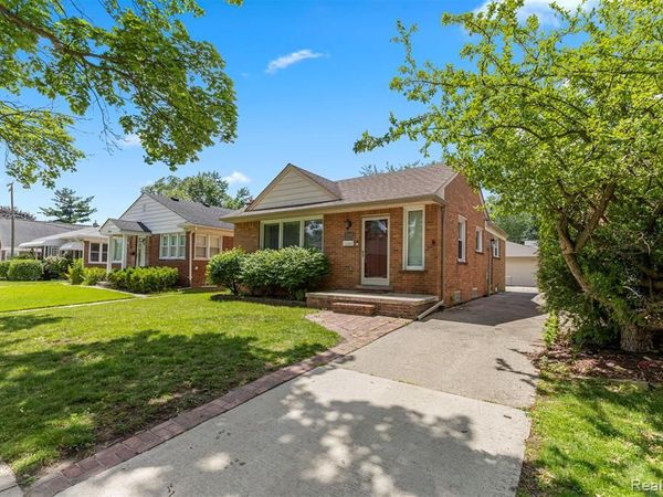 2640 Byrd Street, Dearborn, MI 48124