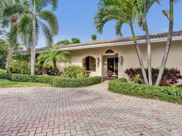 11 Tam O'shanter Lane, Fort Lauderdale, FL 33308