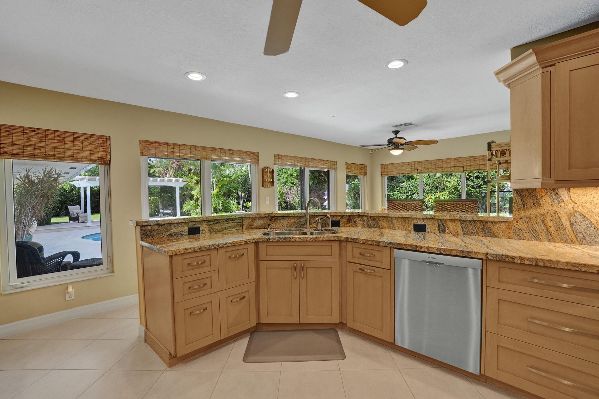 11 Tam O'shanter Lane, Fort Lauderdale, FL 33308 Photo