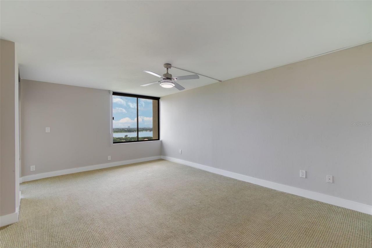 2480 Presidential Way, Unit 1801, West Palm Beach, FL 33401 Photo