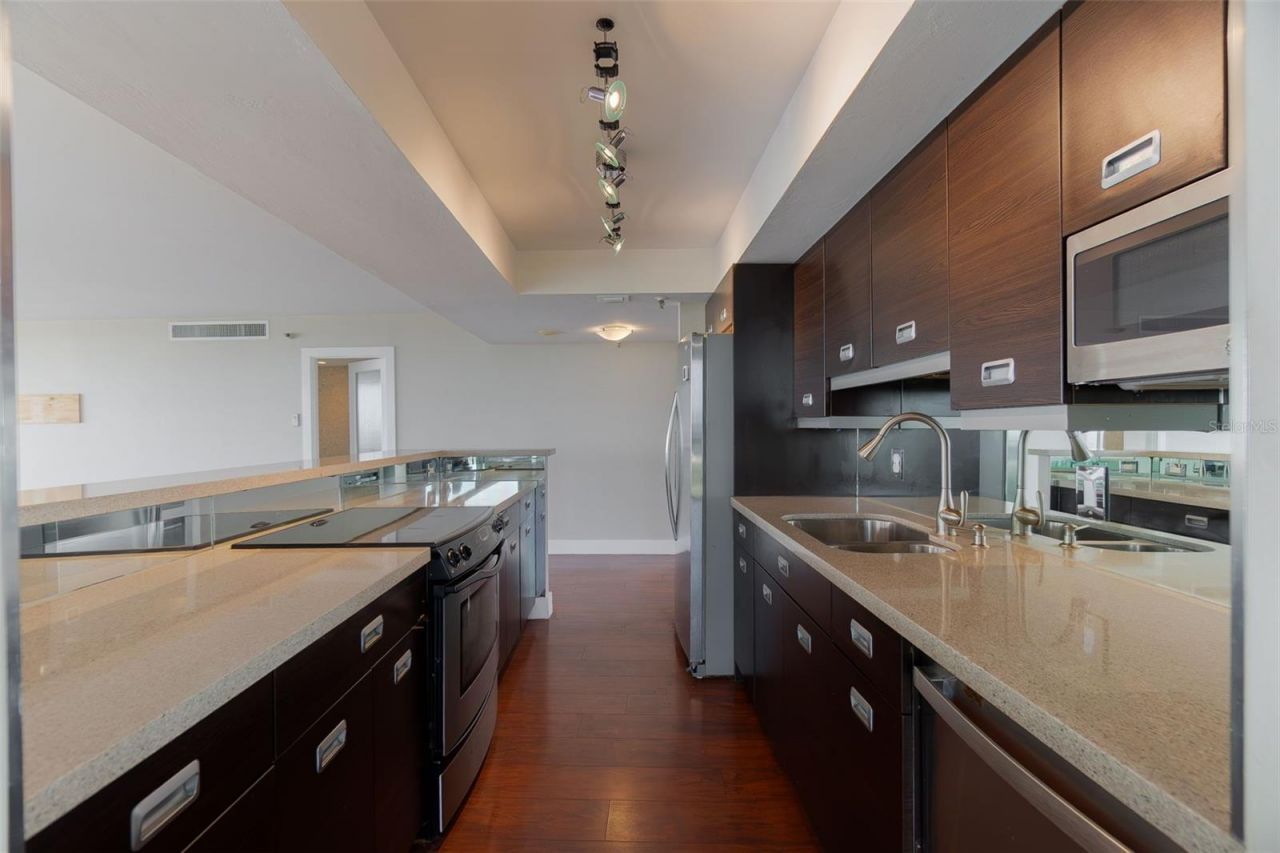 2480 Presidential Way , Unit 1801, West Palm Beach, FL 33401 Photo