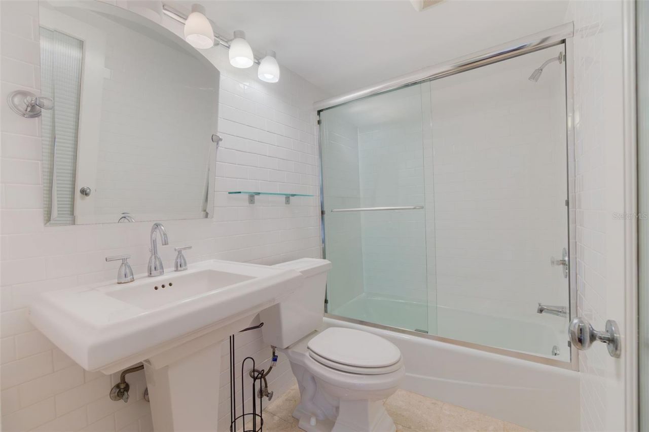 2480 Presidential Way, Unit 1801, West Palm Beach, FL 33401 Photo