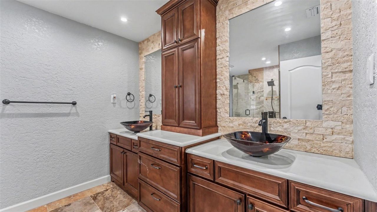 1218 Lake Ariana Boulevard , Auburndale, FL 33823 Photo