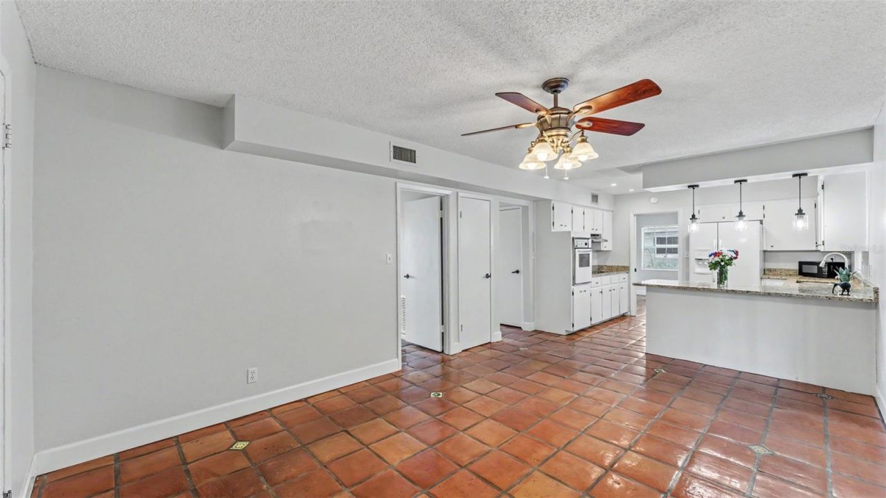 1218 Lake Ariana Boulevard , Auburndale, FL 33823 Photo