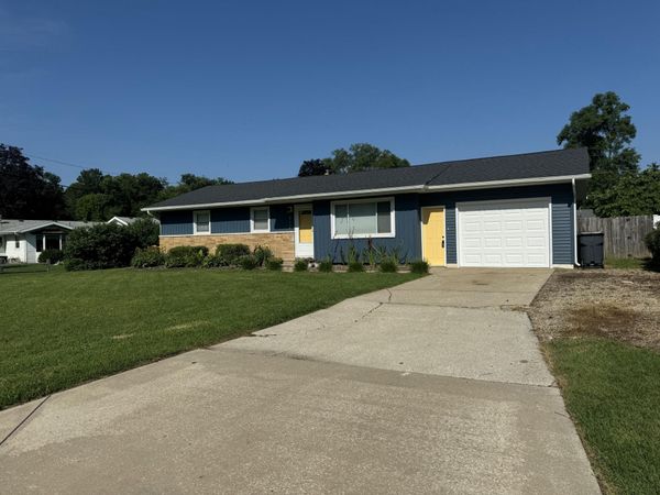 317 E Washington Street, Berrien Springs, MI 49103