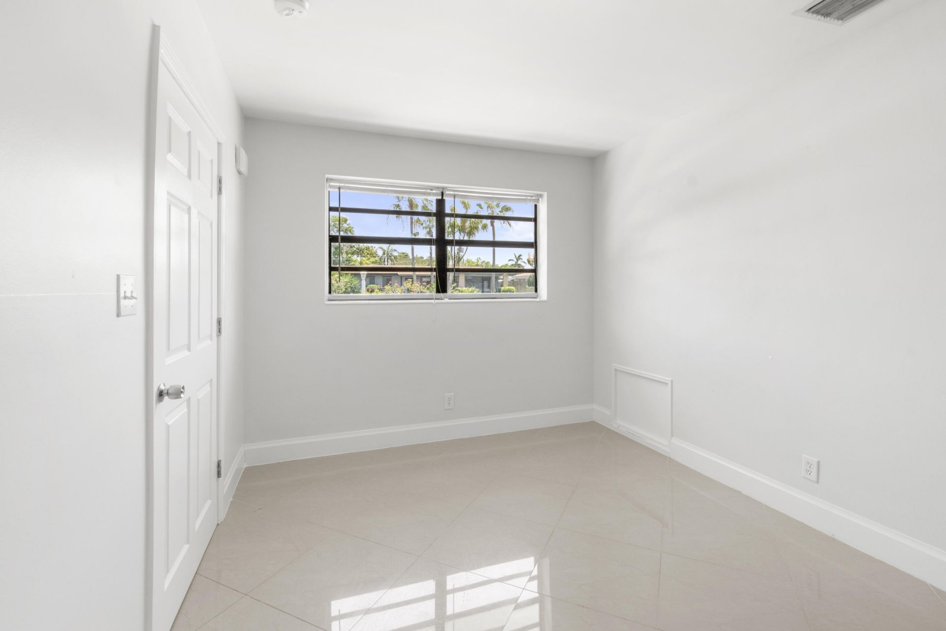 477 NE 35th Street, Boca Raton, FL 33431 Photo