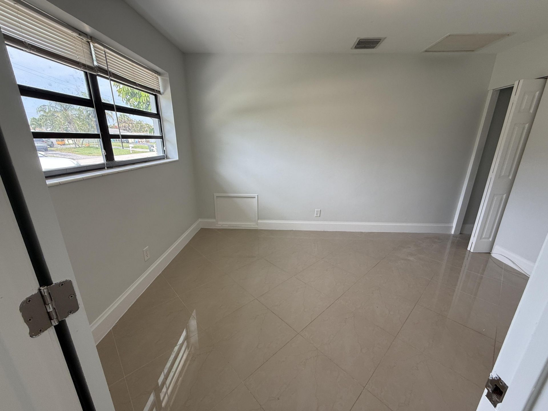 477 NE 35th Street, Boca Raton, FL 33431 Photo