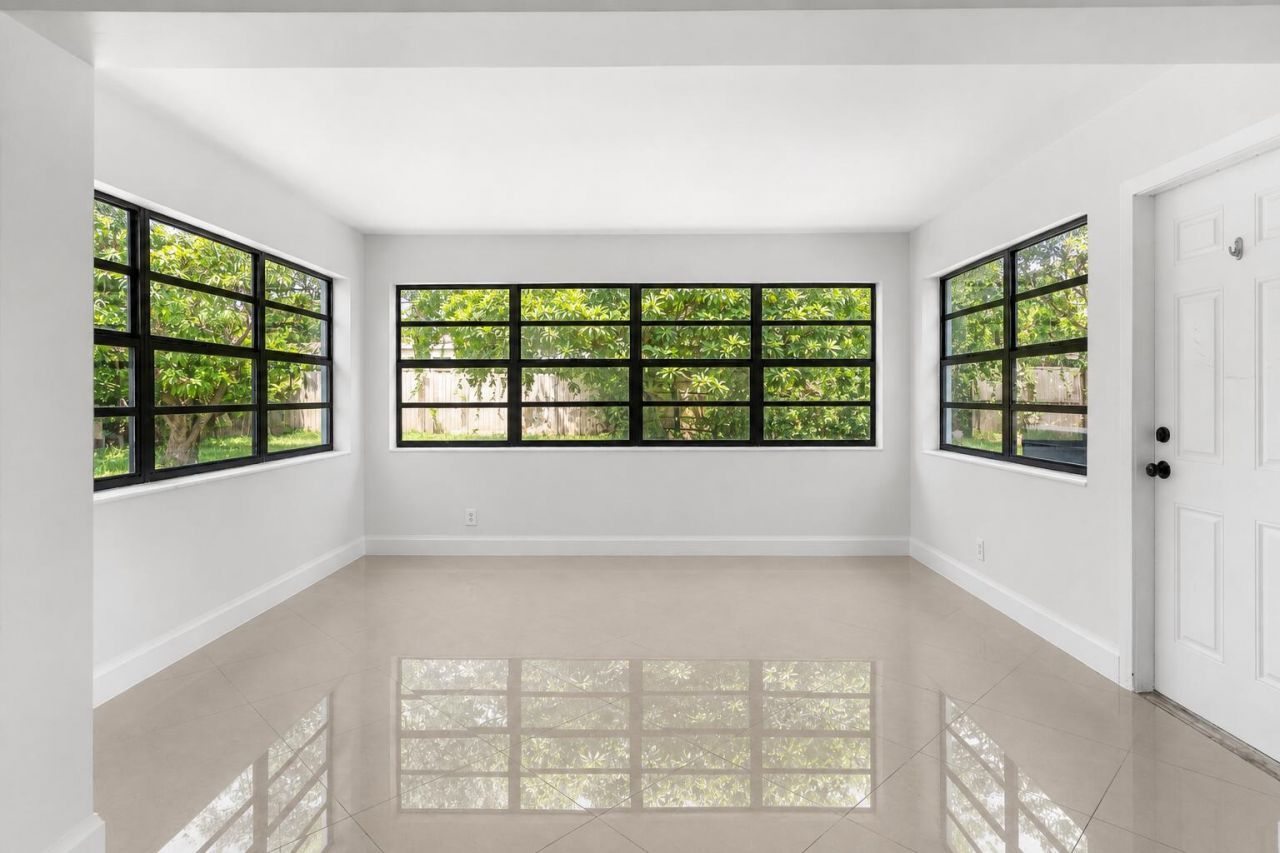 477 NE 35th Street, Boca Raton, FL 33431 Photo