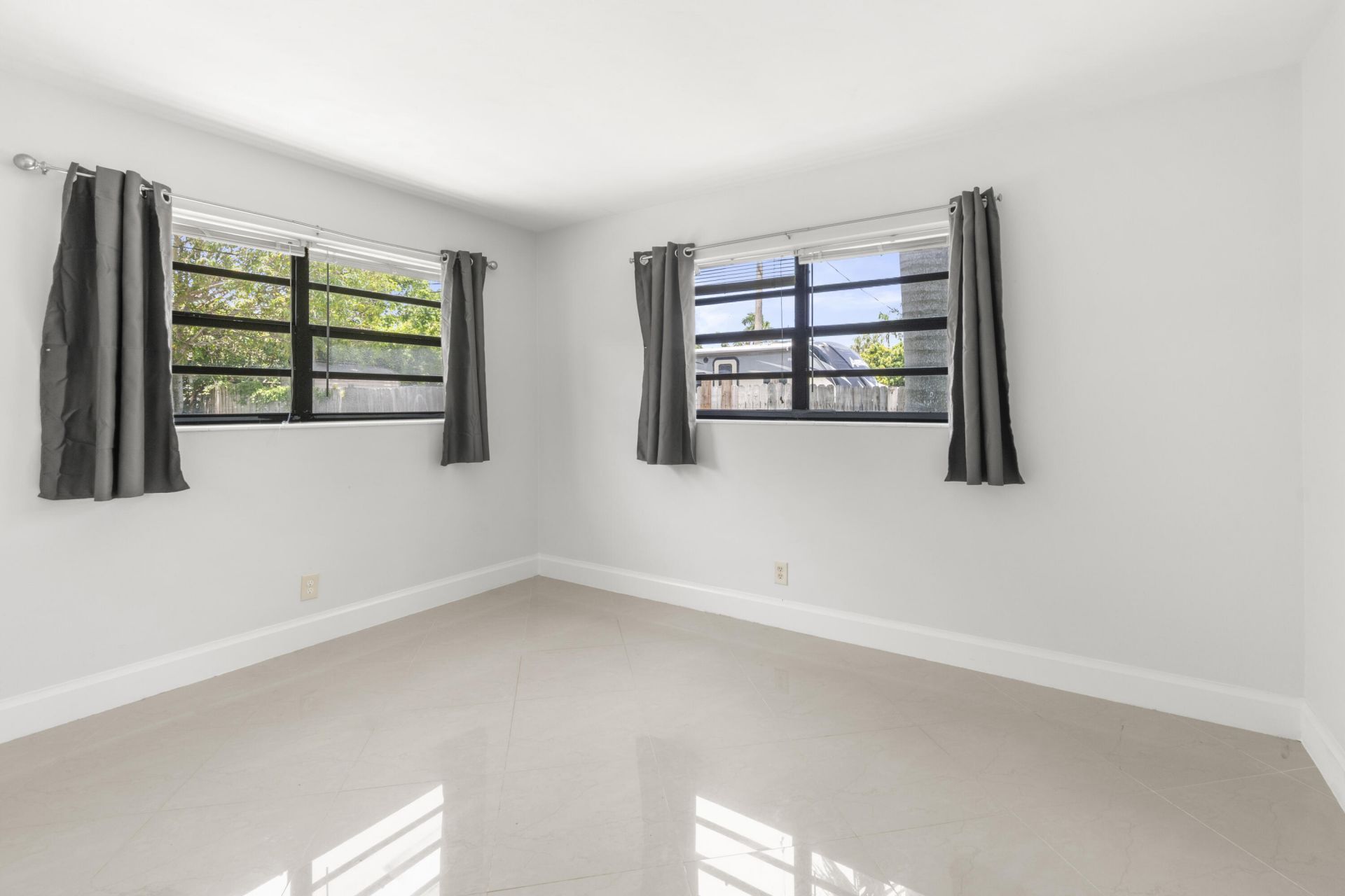 477 NE 35th Street, Boca Raton, FL 33431 Photo
