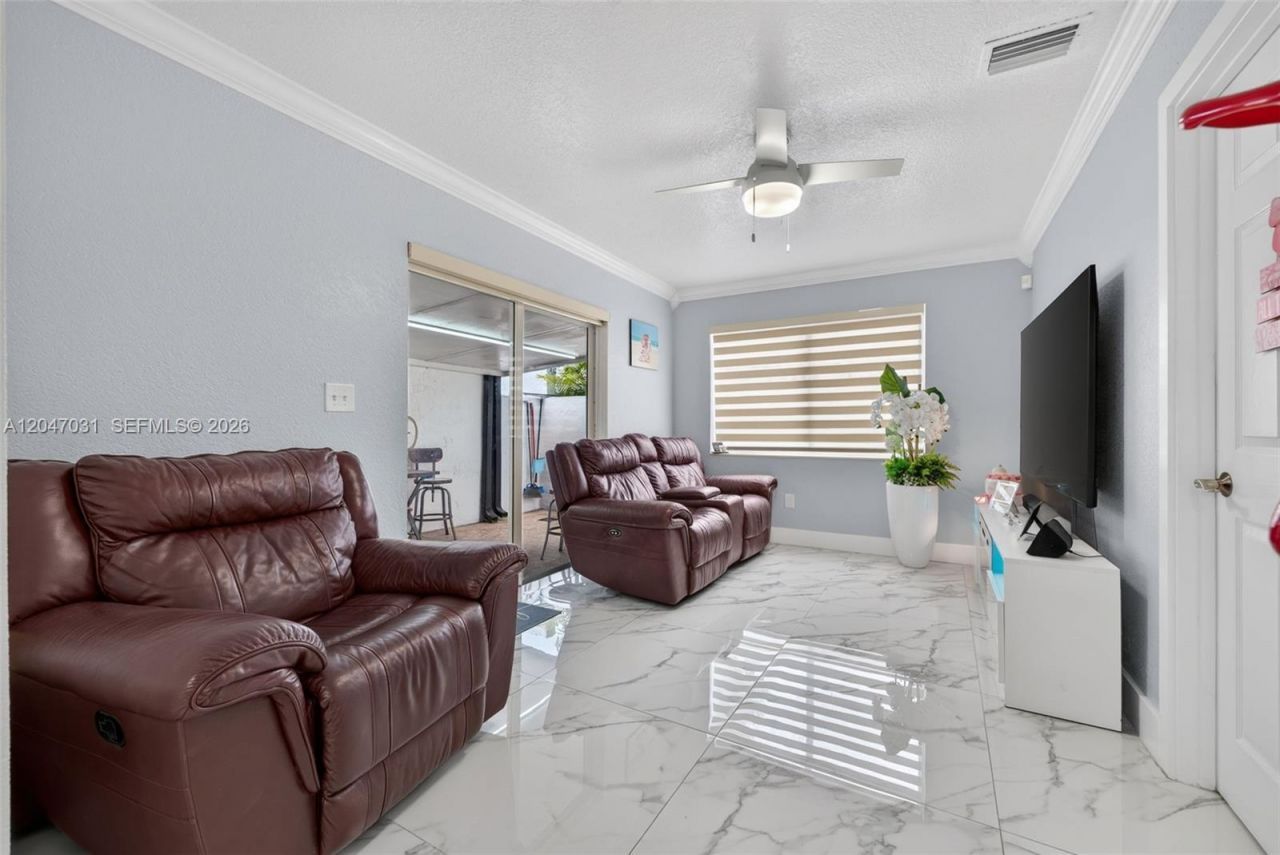 1635 SW 138th Ct, Miami, FL 33175 Photo