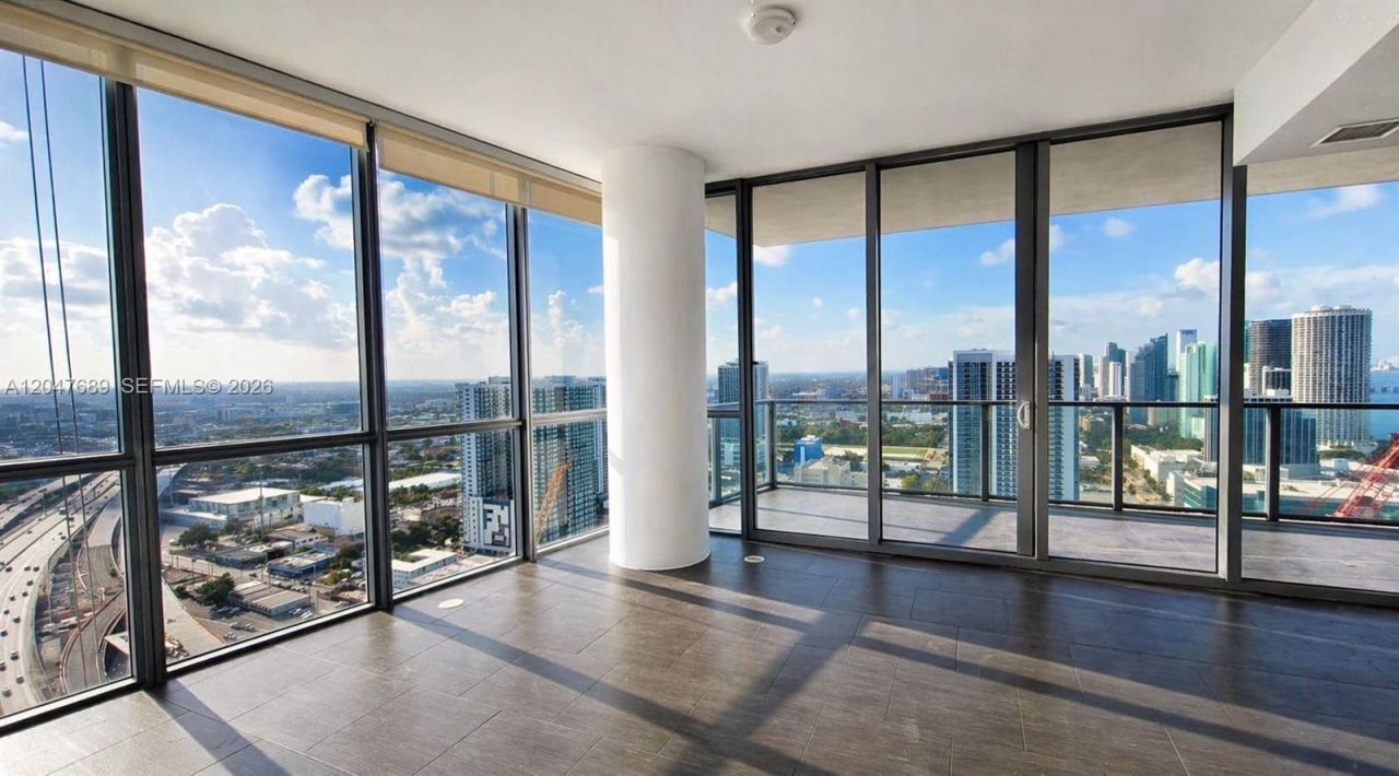 1100 Biscayne Blvd , Unit 3708, Miami, FL 33132 Photo