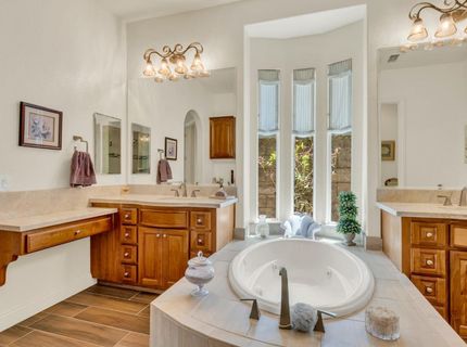 8610 San Lucas Cir, Roseville, CA 95747 Photo