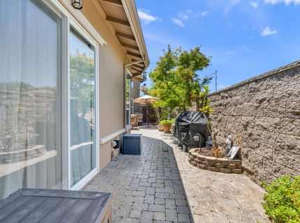 8610 San Lucas Cir, Roseville, CA 95747 Photo