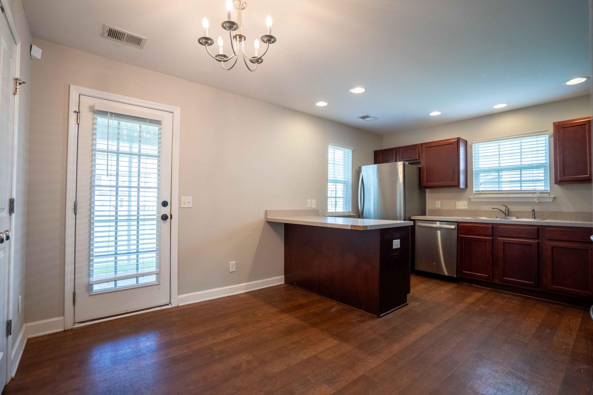 413 Truman Drive Photo 10