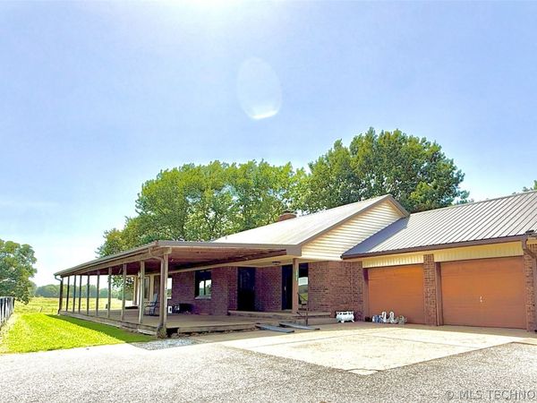 13745 E 223rd Street S, Webbers Falls, OK 74470